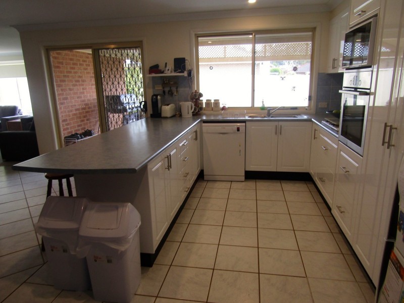 10 Kurraba Place, St Georges Basin NSW 2540