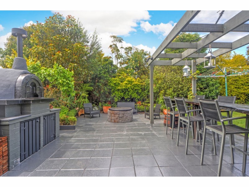 8 McNamara Court, Vincentia NSW 2540