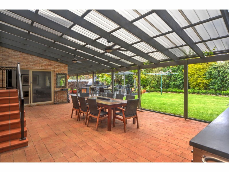 8 McNamara Court, Vincentia NSW 2540