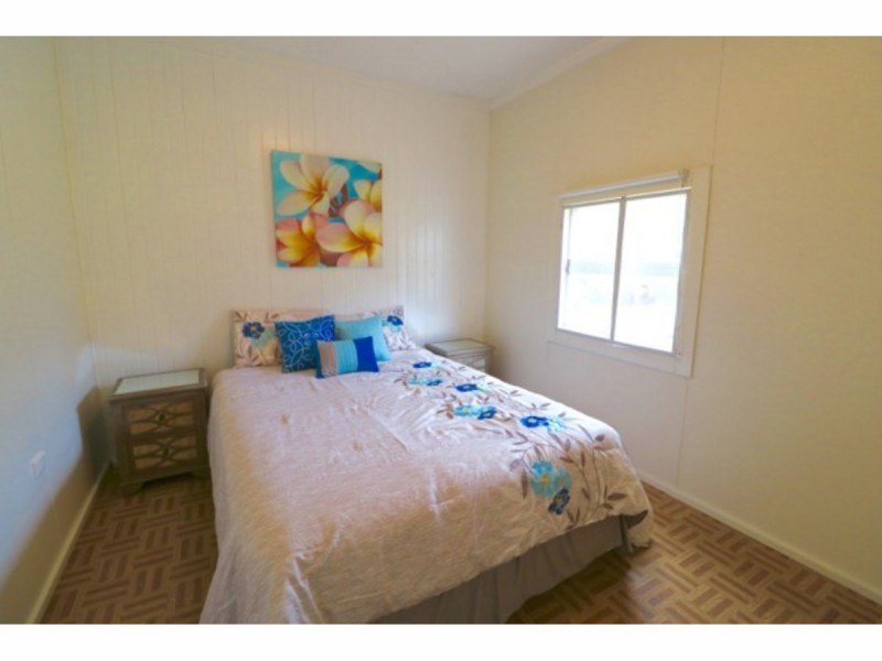 8 Waldegrave Crescent, Vincentia NSW 2540