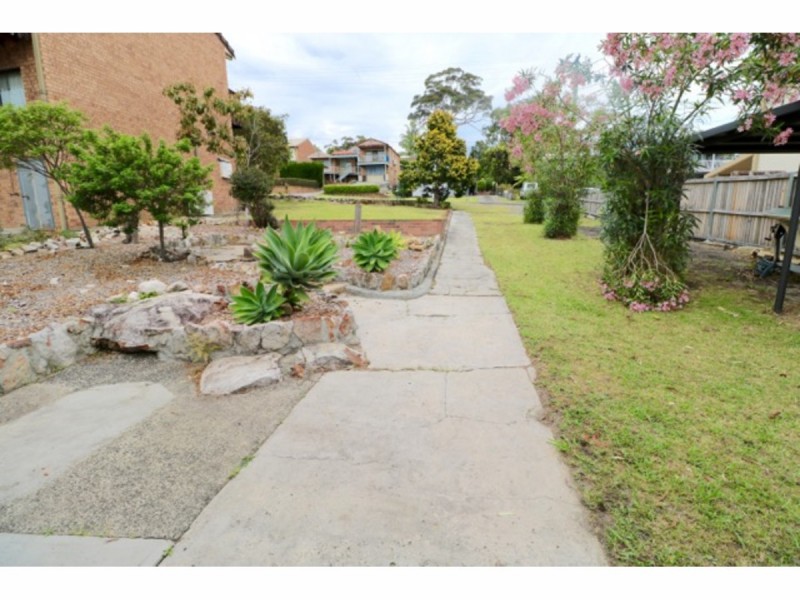8 Waldegrave Crescent, Vincentia NSW 2540