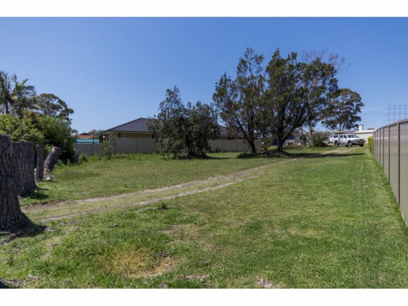 13 Gibson Crescent, Sanctuary Point NSW 2540
