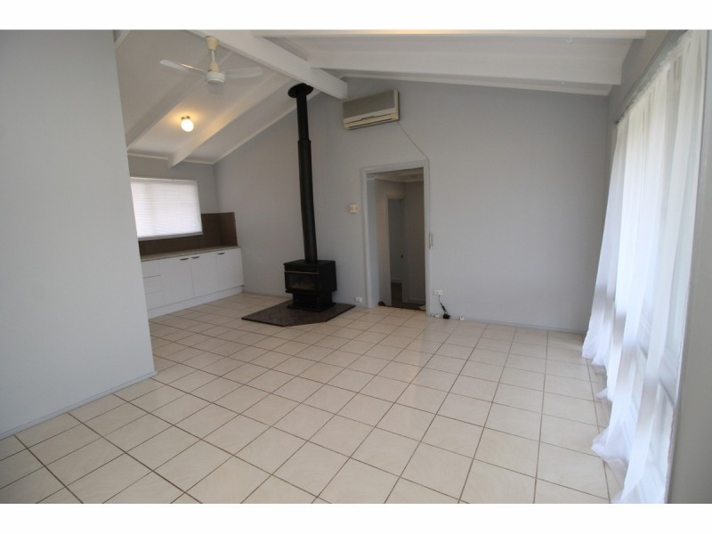 12 John Street, Basin View NSW 2540