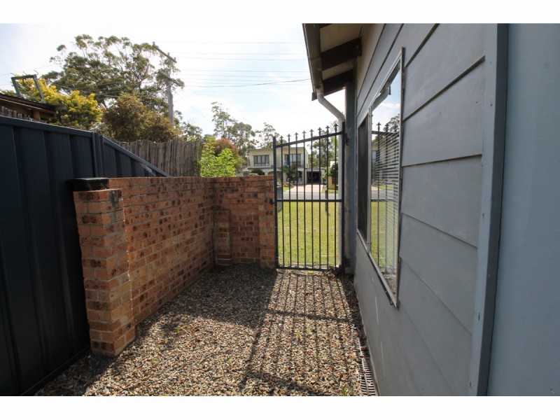 12 John Street, Basin View NSW 2540