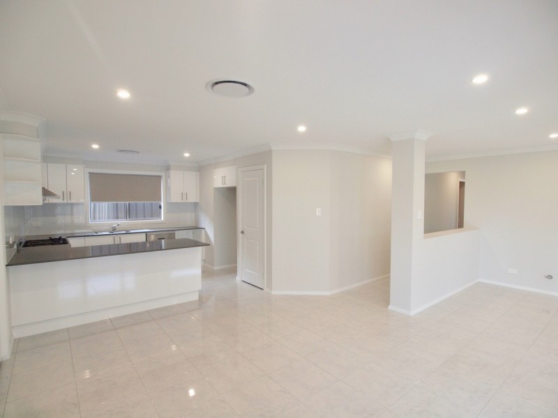 24 Trawler Street, Vincentia NSW 2540