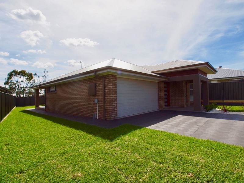 24 Trawler Street, Vincentia NSW 2540