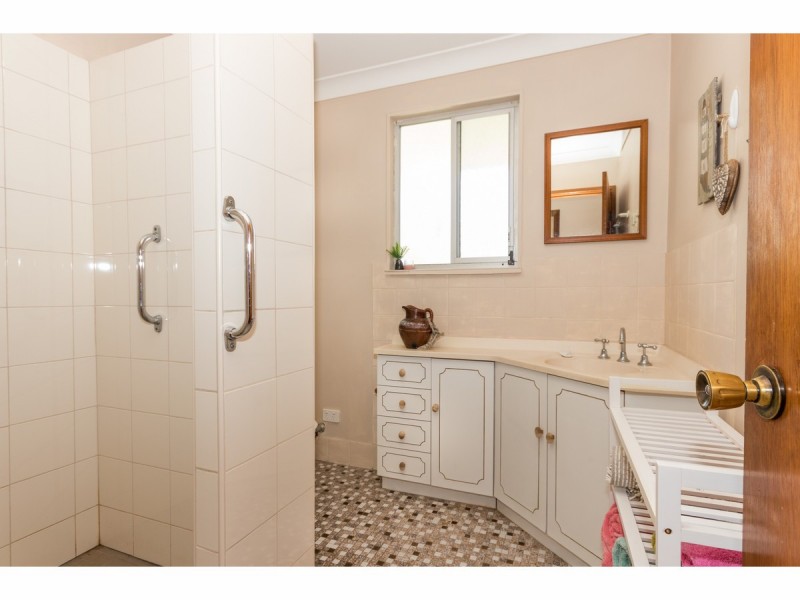 130 Walmer Avenue, Sanctuary Point NSW 2540