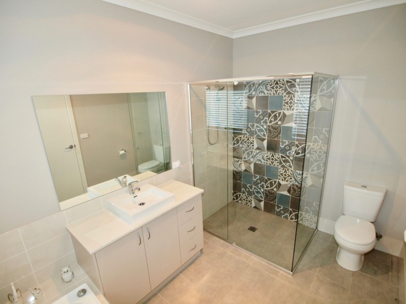 66 Coaster Circuit, Vincentia NSW 2540