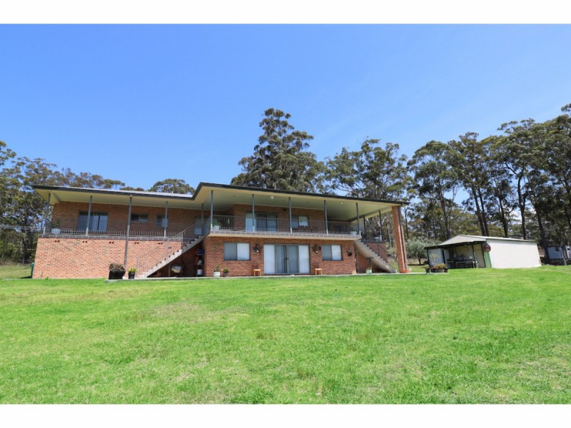 53 Woollamia Road, Woollamia NSW 2540