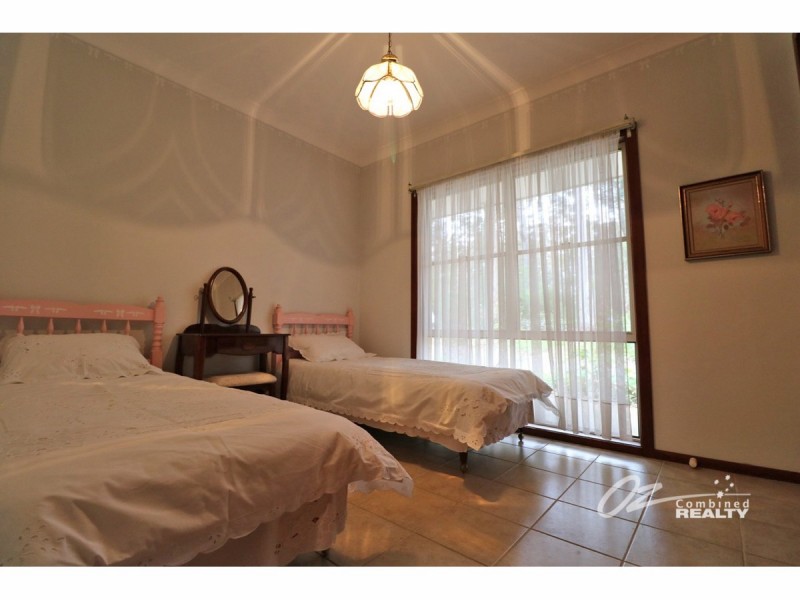 613 Woollamia Road, Woollamia NSW 2540