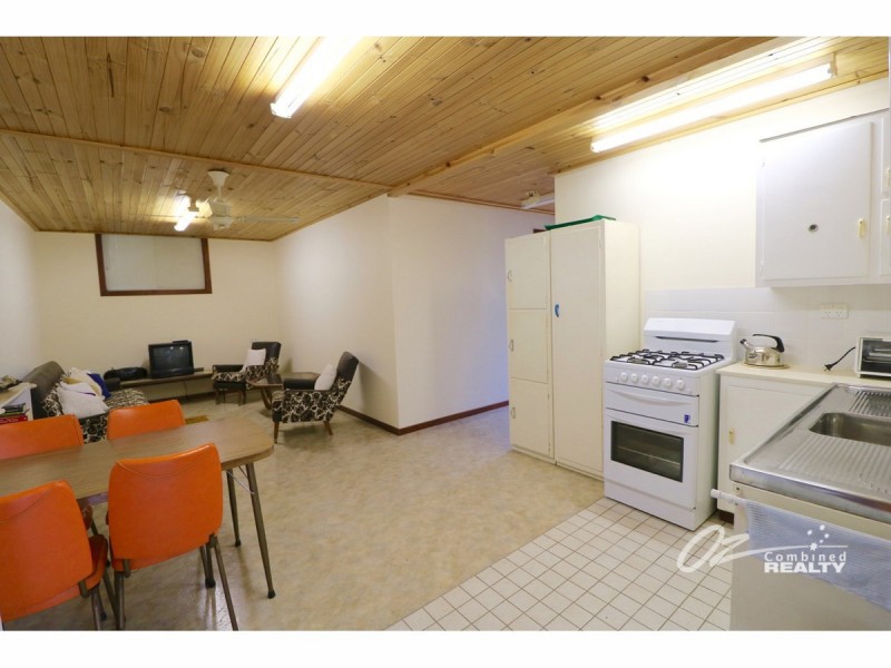 613 Woollamia Road, Woollamia NSW 2540