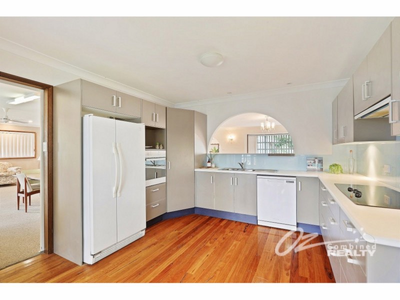 25 Lachlan Crescent, St Georges Basin NSW 2540