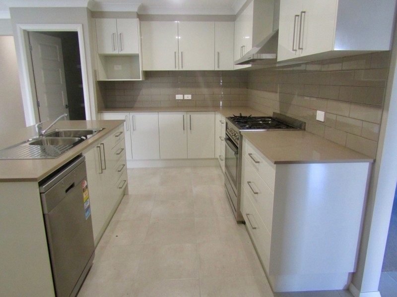 45 Seagrass Avenue, Vincentia NSW 2540