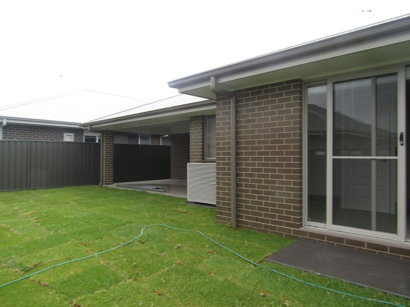 45 Seagrass Avenue, Vincentia NSW 2540