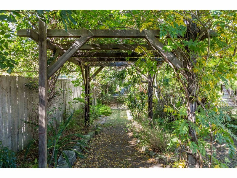 7 Flora Street, Sanctuary Point NSW 2540