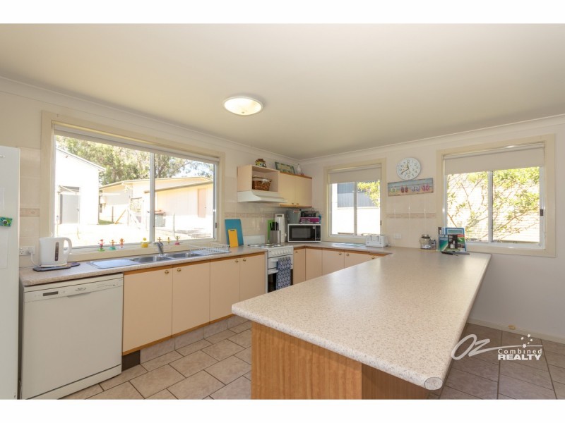 237 Walmer Avenue, Sanctuary Point NSW 2540