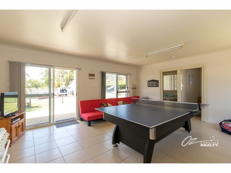 237 Walmer Avenue, Sanctuary Point NSW 2540
