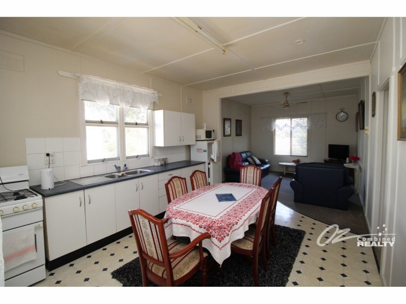 12 Nielson Road, Sussex Inlet NSW 2540