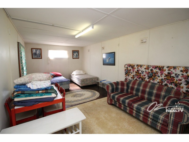 12 Nielson Road, Sussex Inlet NSW 2540