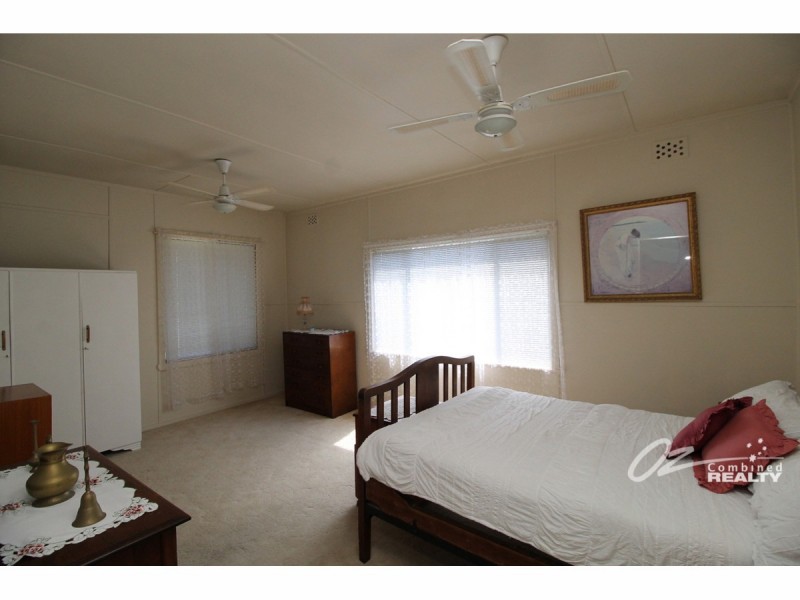 12 Nielson Road, Sussex Inlet NSW 2540