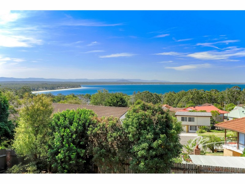 12 Whitshed Place, Vincentia NSW 2540