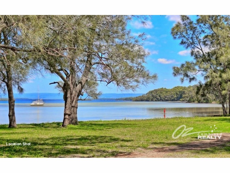 4A Truscott Avenue, Sanctuary Point NSW 2540