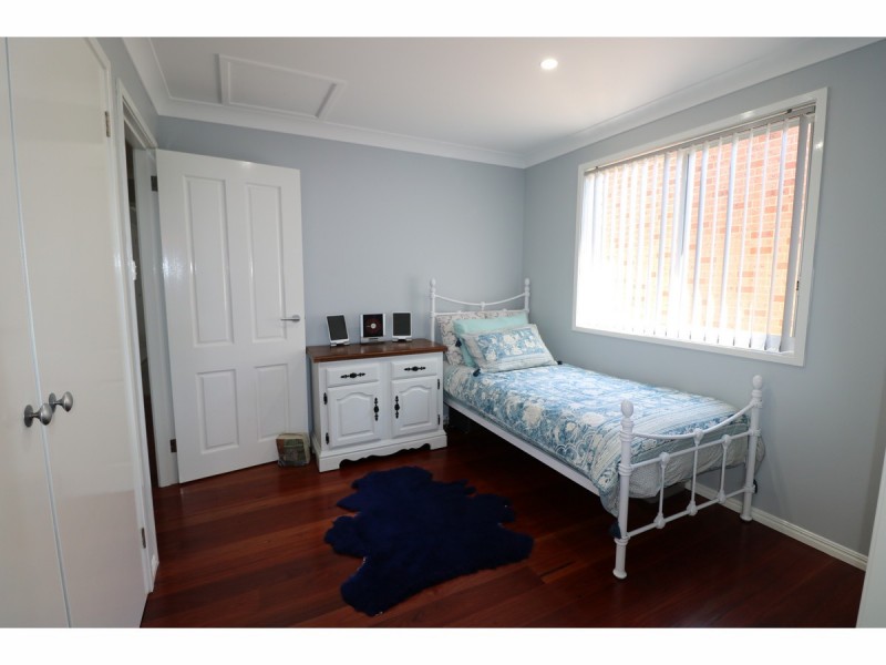 15 Barnett Street, Vincentia NSW 2540