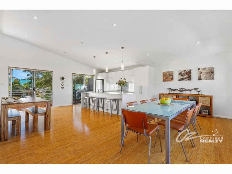 33 Elizabeth Drive, Vincentia NSW 2540