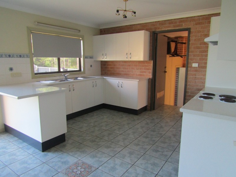 13 Beths Street, Old Erowal Bay NSW 2540