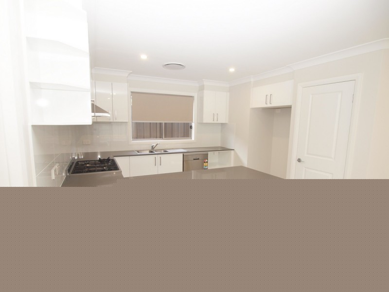 24 Trawler Street, Vincentia NSW 2540