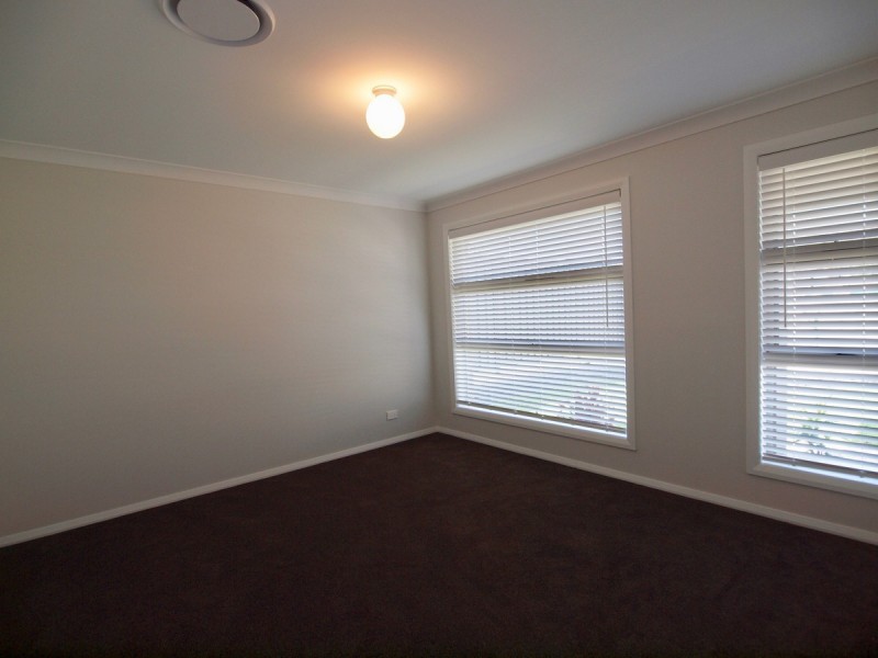 24 Trawler Street, Vincentia NSW 2540