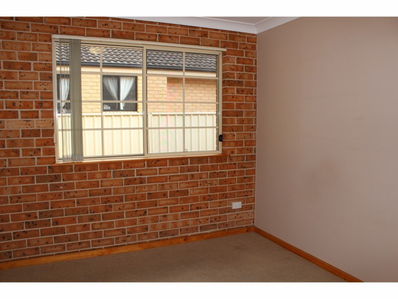 2/11 Leumeah Street, Sanctuary Point NSW 2540