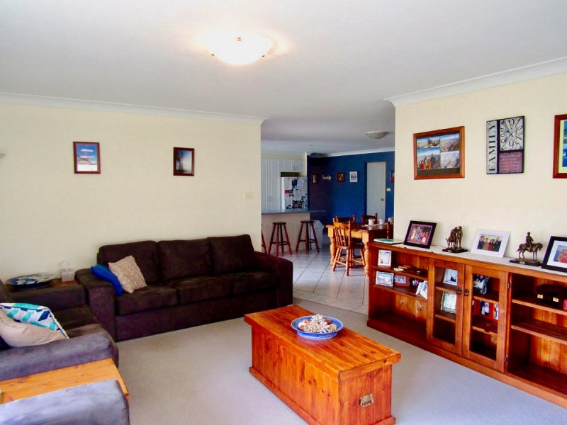 10 Kurraba Place, St Georges Basin NSW 2540