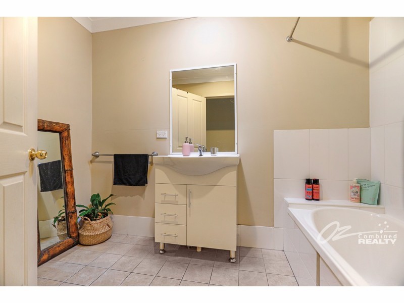 83 Paradise Beach Road, Sanctuary Point NSW 2540