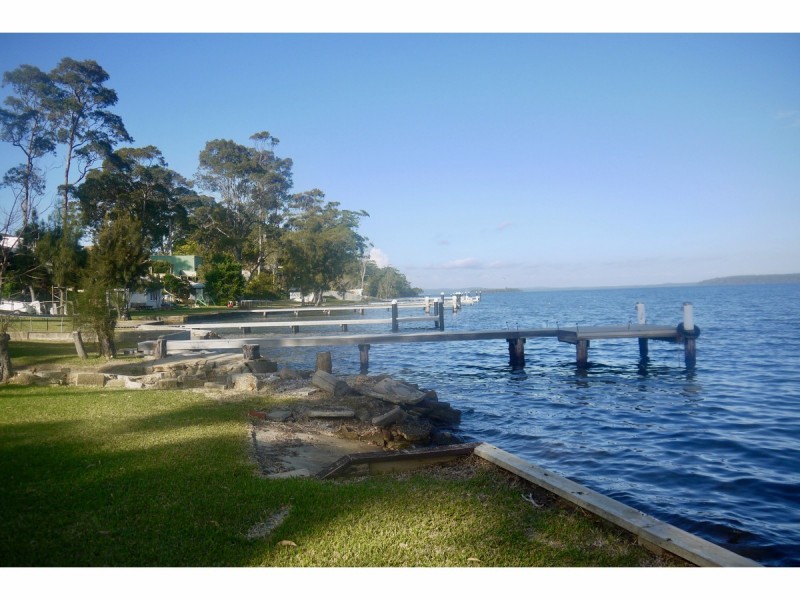 92 Basin View Parade, Basin View NSW 2540