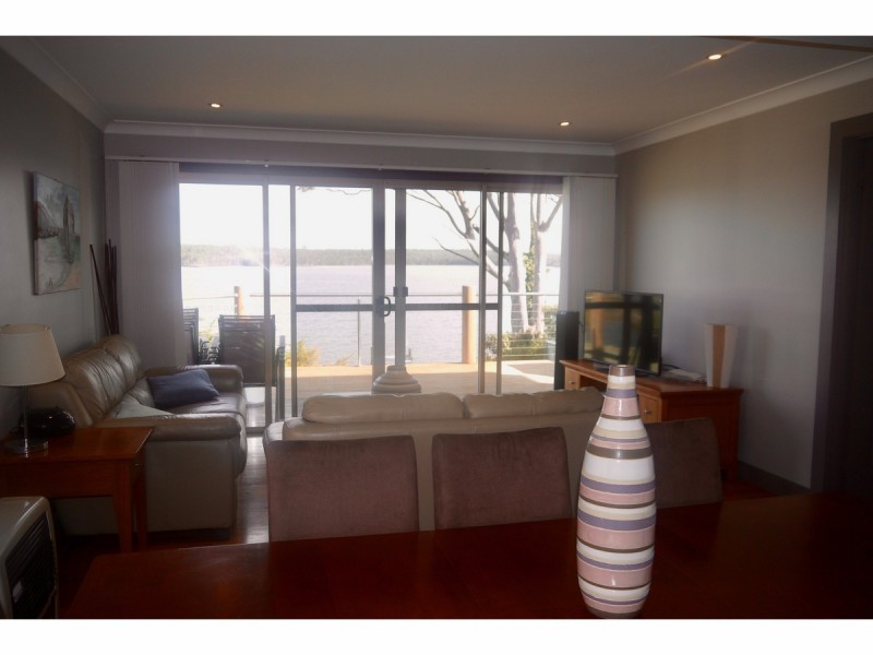 92 Basin View Parade, Basin View NSW 2540