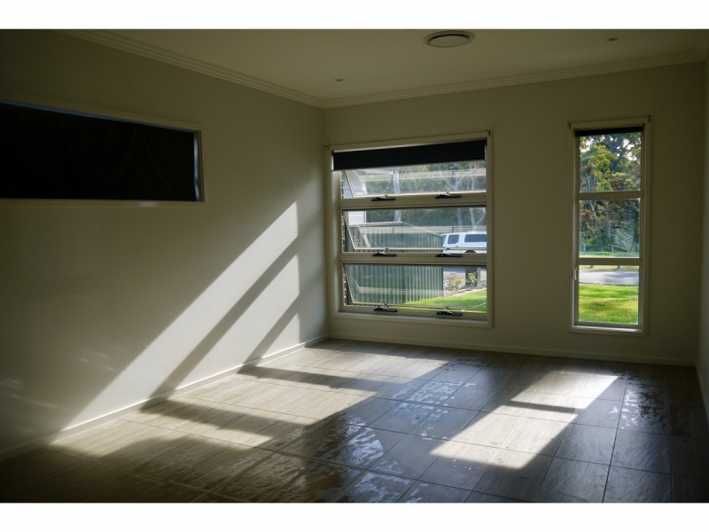 77 Summercloud Crescent, Vincentia NSW 2540