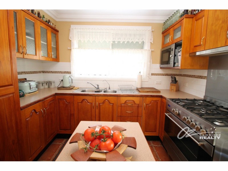 85 Hillcrest Avenue, South Nowra NSW 2541