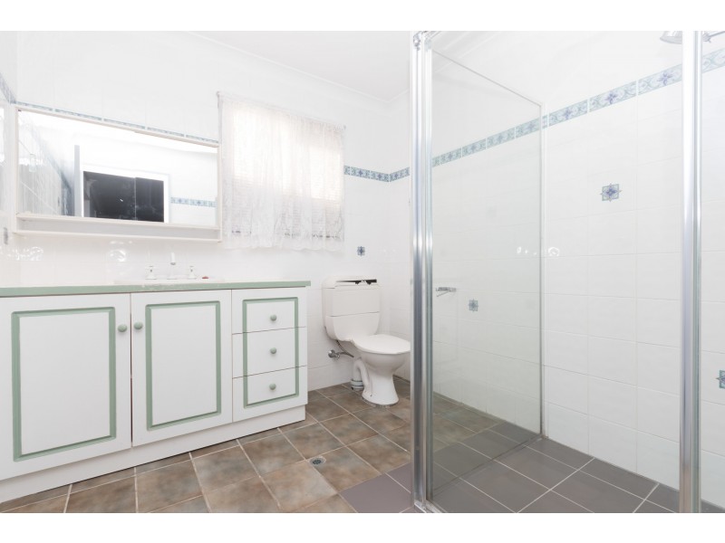 4 Dunisla Street, Sanctuary Point NSW 2540