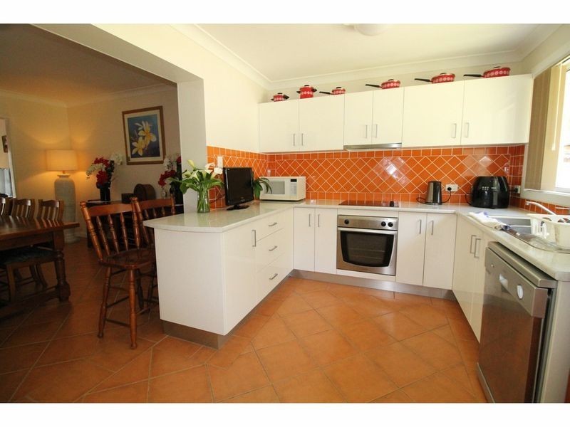 50 Cater Crescent, Sussex Inlet NSW 2540