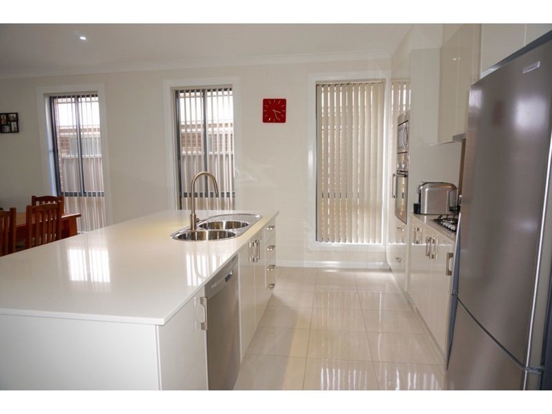 5 Seabreeze Street, Vincentia NSW 2540