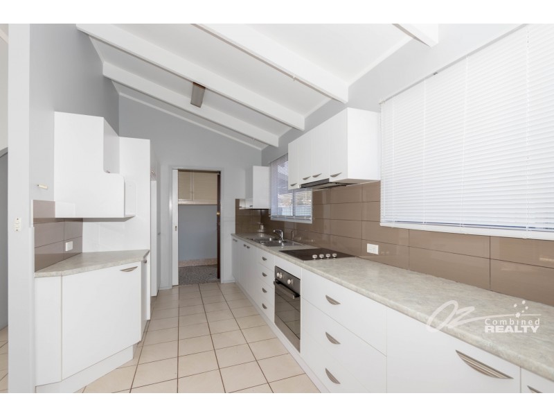 12 John Street, Basin View NSW 2540