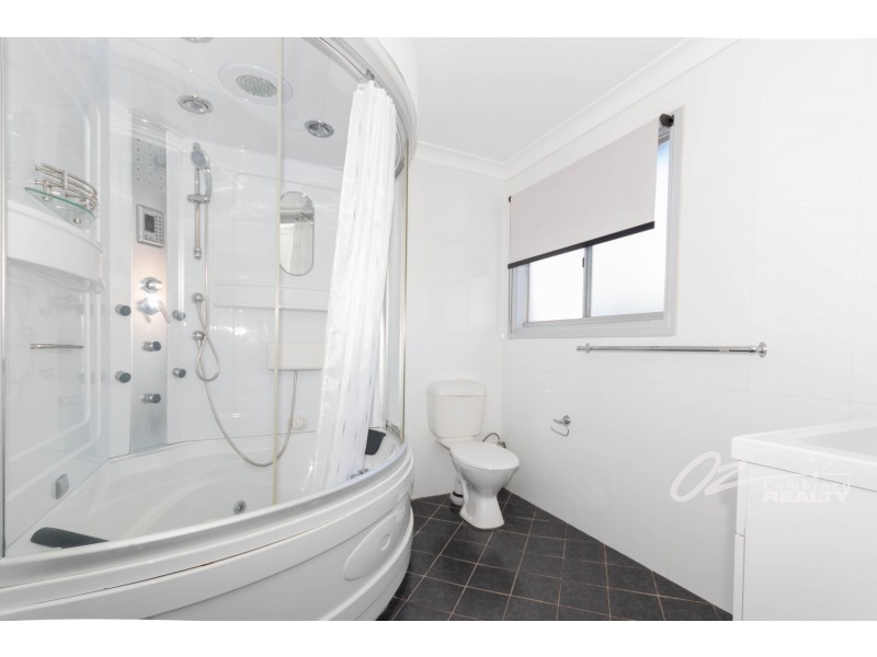 12 John Street, Basin View NSW 2540