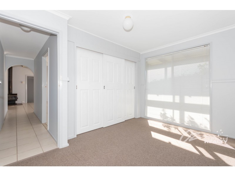 12 John Street, Basin View NSW 2540