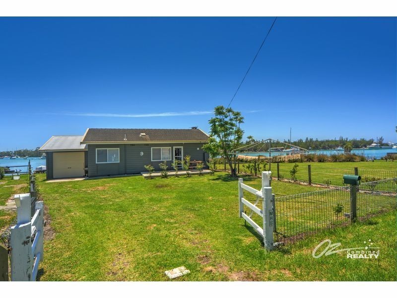9 Wood Crescent, Huskisson NSW 2540
