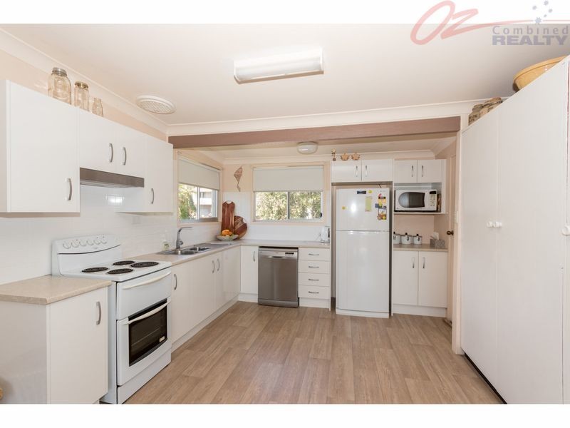 130 Walmer Avenue, Sanctuary Point NSW 2540