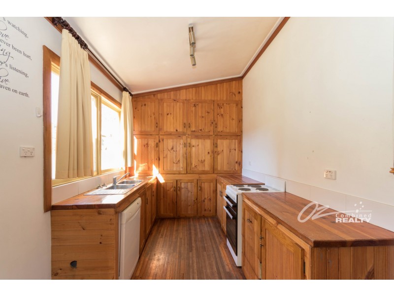 33 Winn Avenue, Basin View NSW 2540
