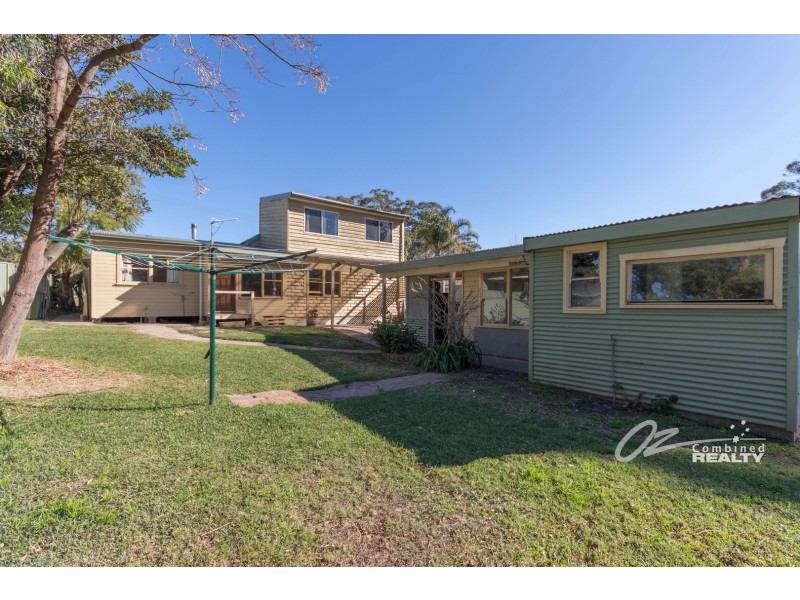 33 Winn Avenue, Basin View NSW 2540