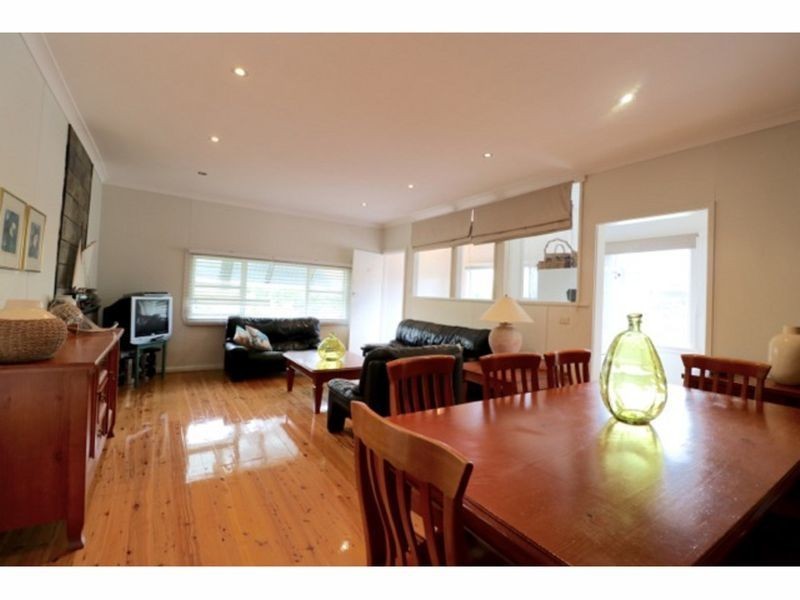 8 Waldegrave Crescent, Vincentia NSW 2540