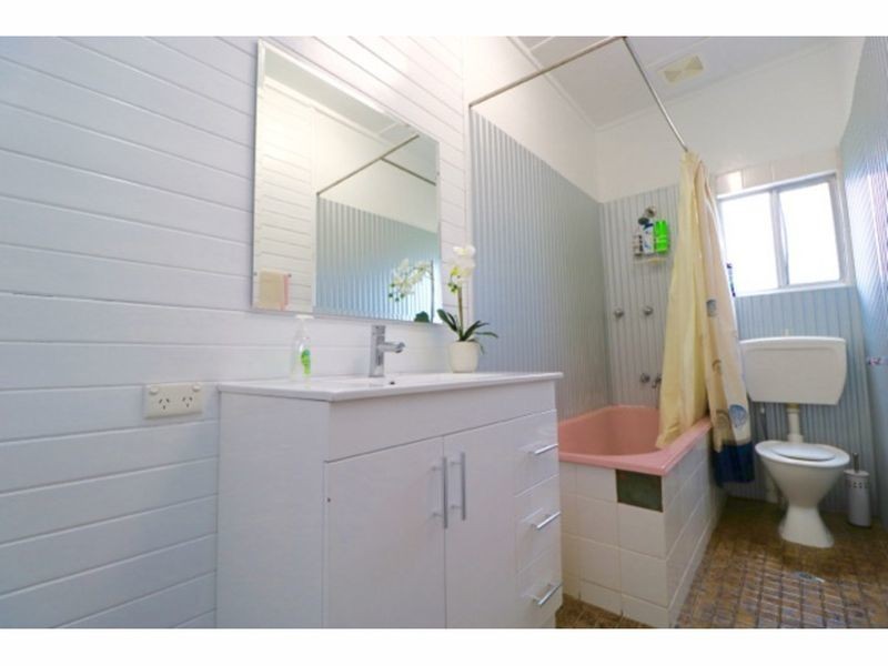 8 Waldegrave Crescent, Vincentia NSW 2540